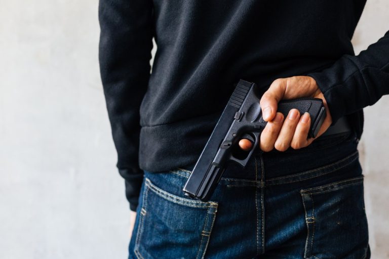 Gun_hand_GettyImages-1010871800-1024x683-1